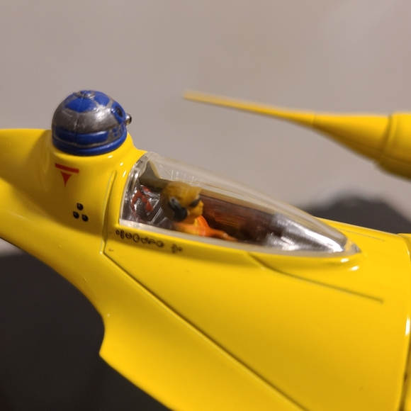 1999 Star Wars Episode 1 Die Cast Naboo Starfighter Model - Picture 4 of 9